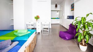 tarifa hospedarse residence alquilar alquiler hospedar casa house habitacion bedroom salon sala