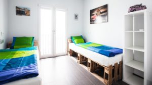tarifa hospedarse residence alquilar alquiler hospedar casa house habitacion bedroom