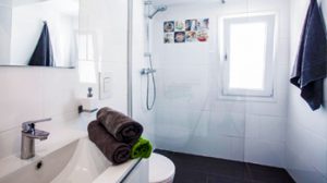 tarifa hospedarse residence alquilar alquiler hospedar casa house habitacion bedroom baño bathroom