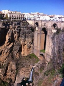 ronda puente cascada naturaleza natural edificios casa andalucia españa casas