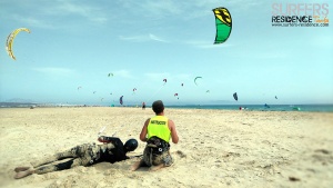 instructor teach teaching tarifa kitesurf kitesurfing aprender surf residence playa