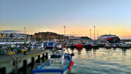 sunset barcos tarifa pueblo vistas muelle port town atardecer amanecer