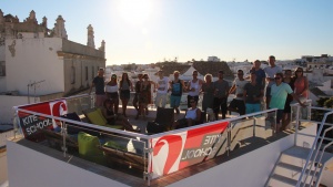 friend friendly amigos terraza compañia tarifa